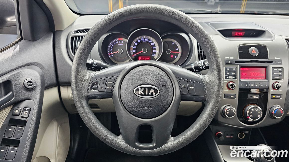 Kia Porte 2011