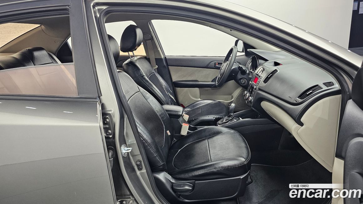 Kia Porte 2011