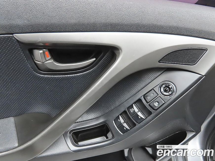 Hyundai AVANTE 2014