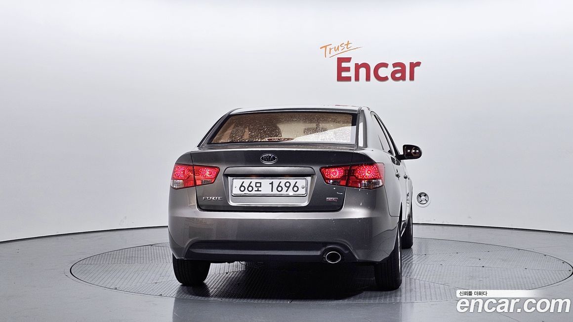 Kia Porte 2011