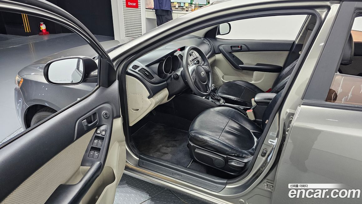 Kia Porte 2011