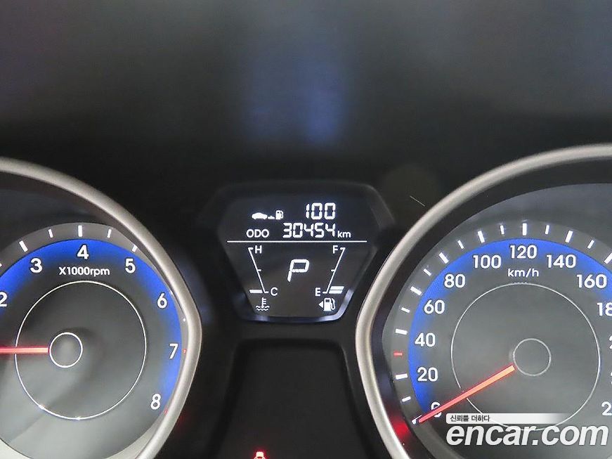 Hyundai AVANTE 2014