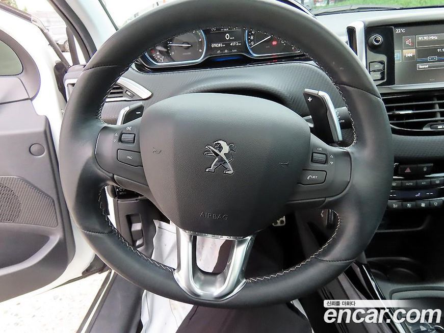 Peugeot 2008 2015