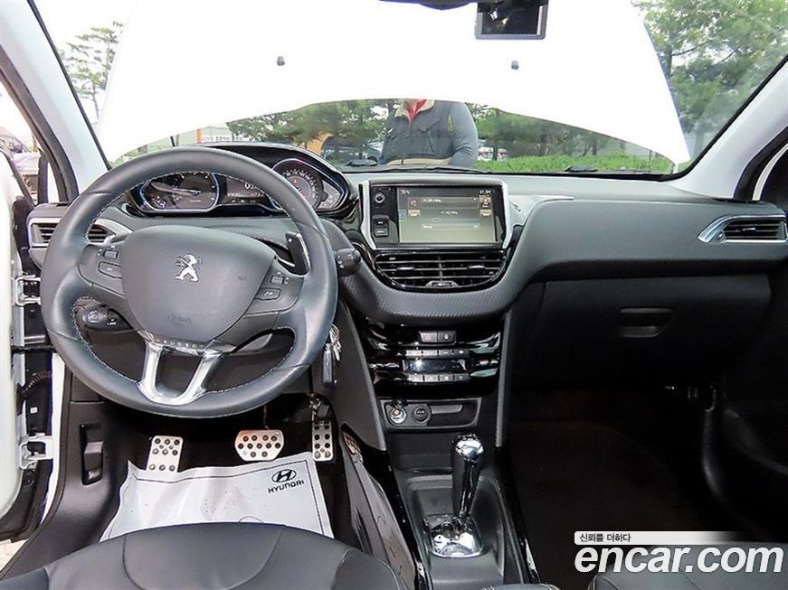 Peugeot 2008 2015