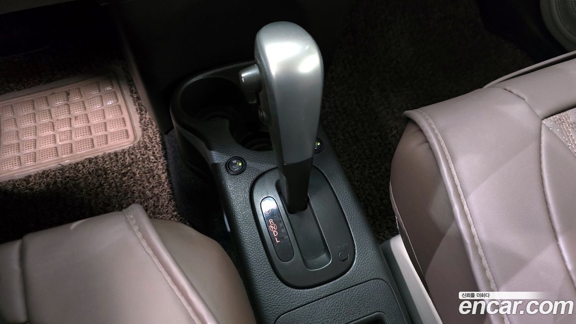 Nissan Cube 2012