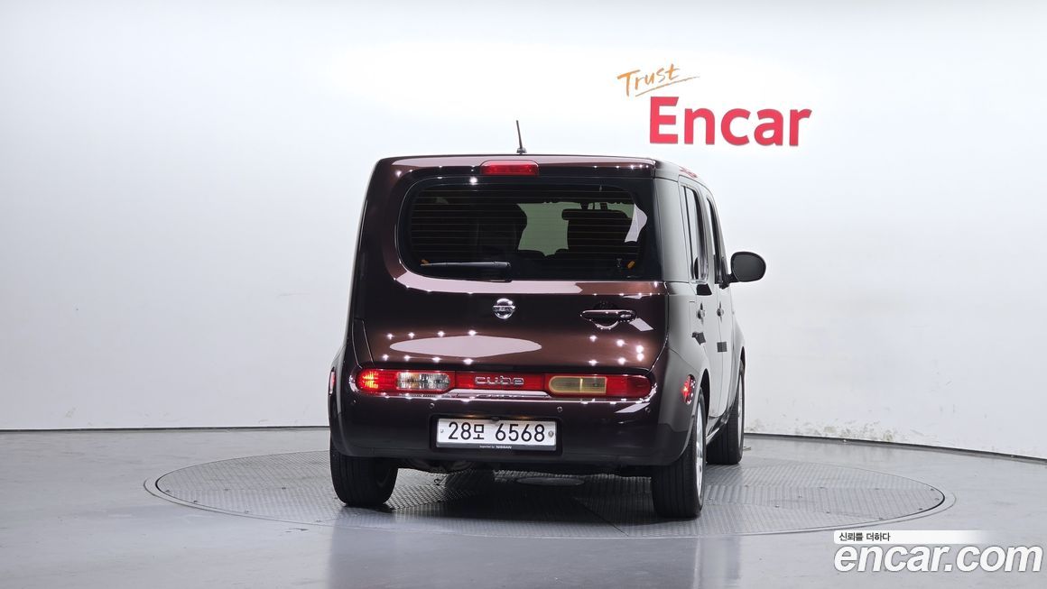 Nissan Cube 2012