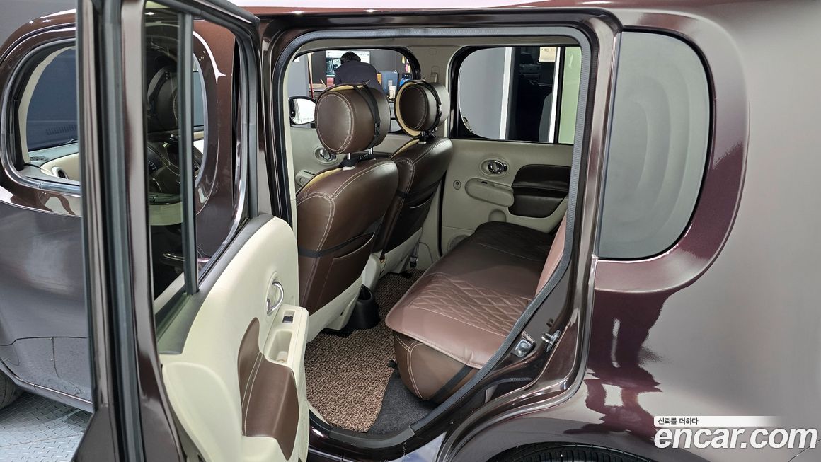 Nissan Cube 2012
