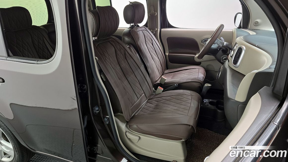 Nissan Cube 2012