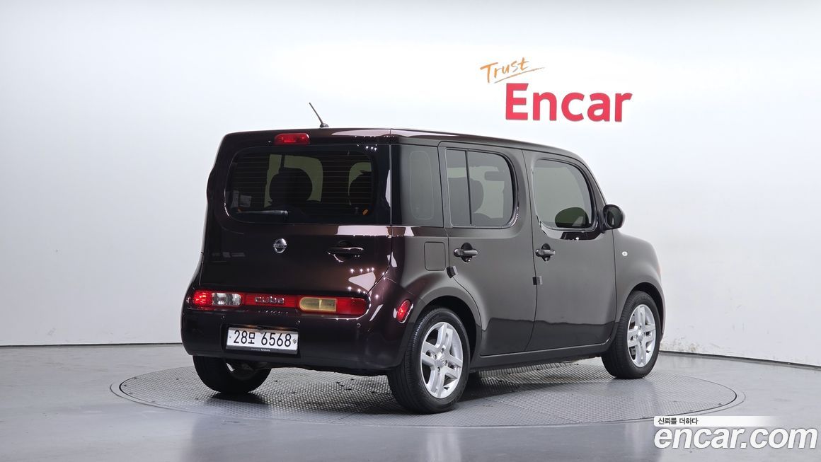 Nissan Cube 2012