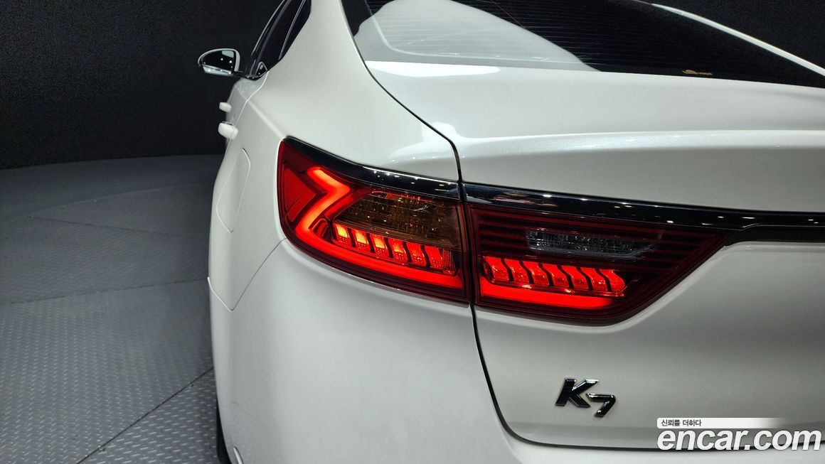 Kia K7 2016