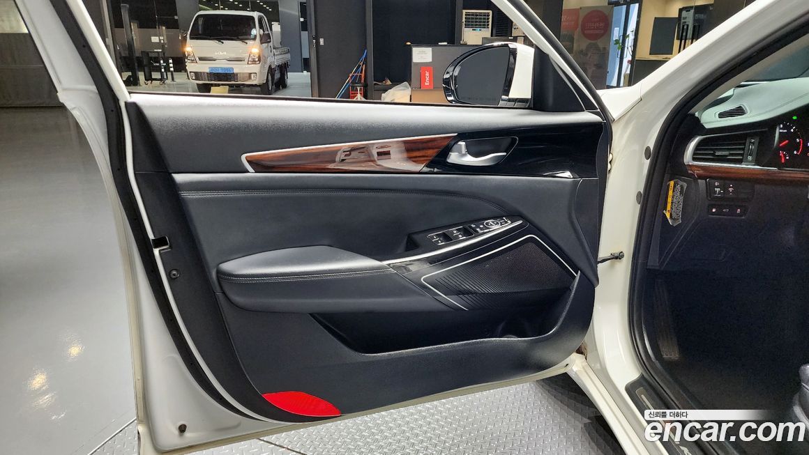 Kia K7 2016