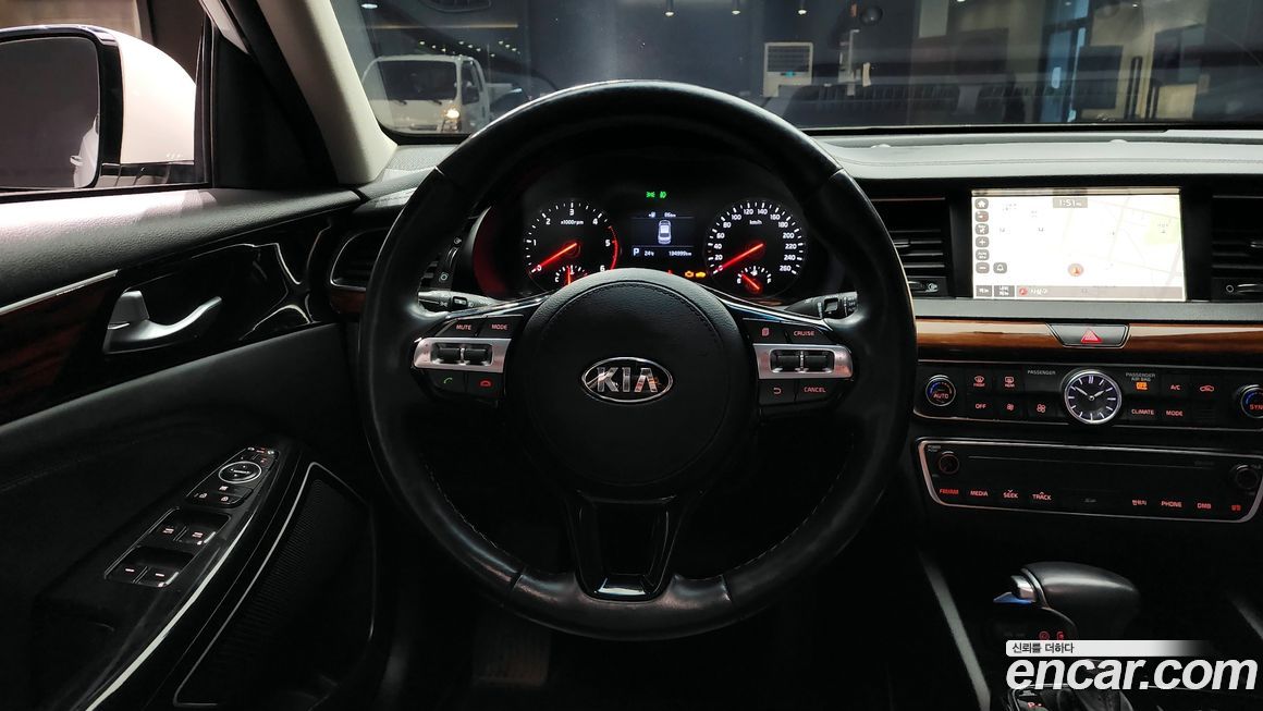 Kia K7 2016