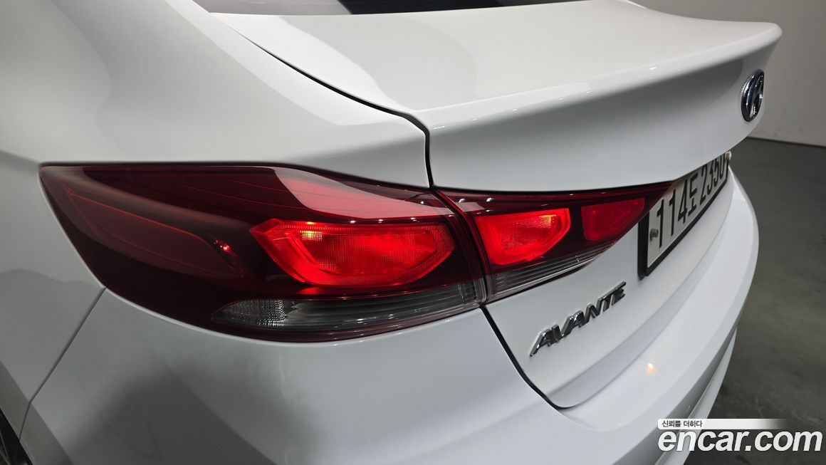 Hyundai AVANTE 2018