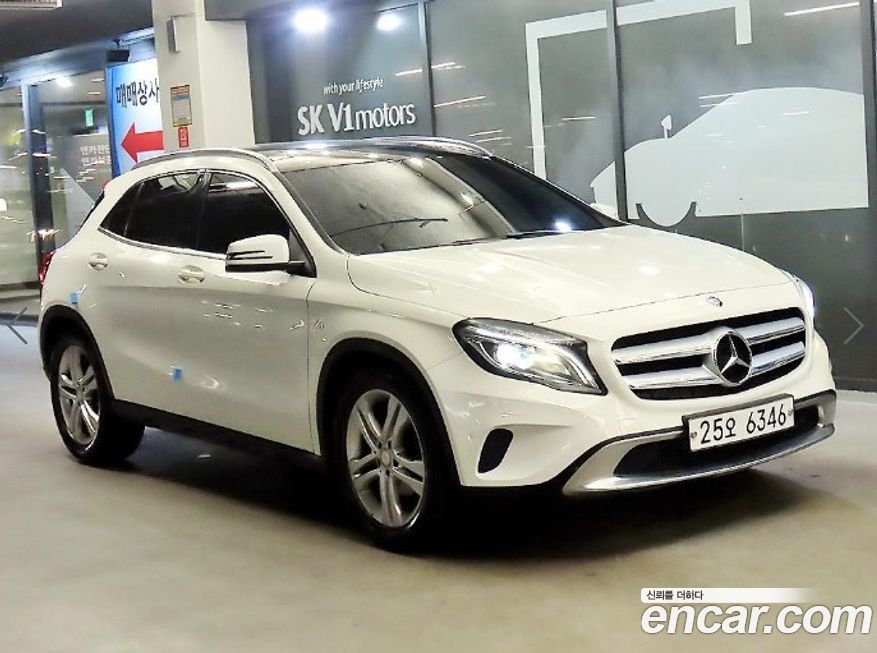Mercedes-Benz GLA-Class 2015