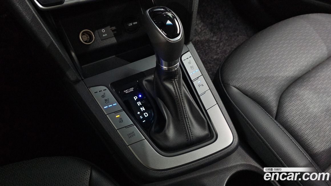 Hyundai AVANTE 2020