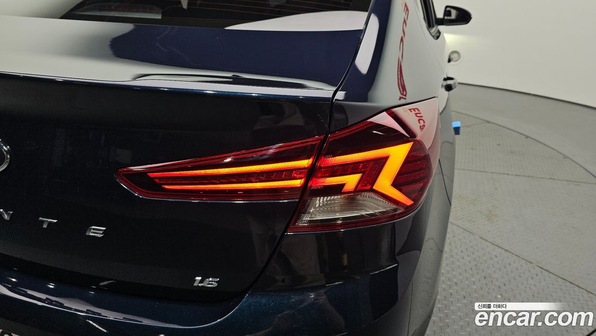 Hyundai AVANTE 2020
