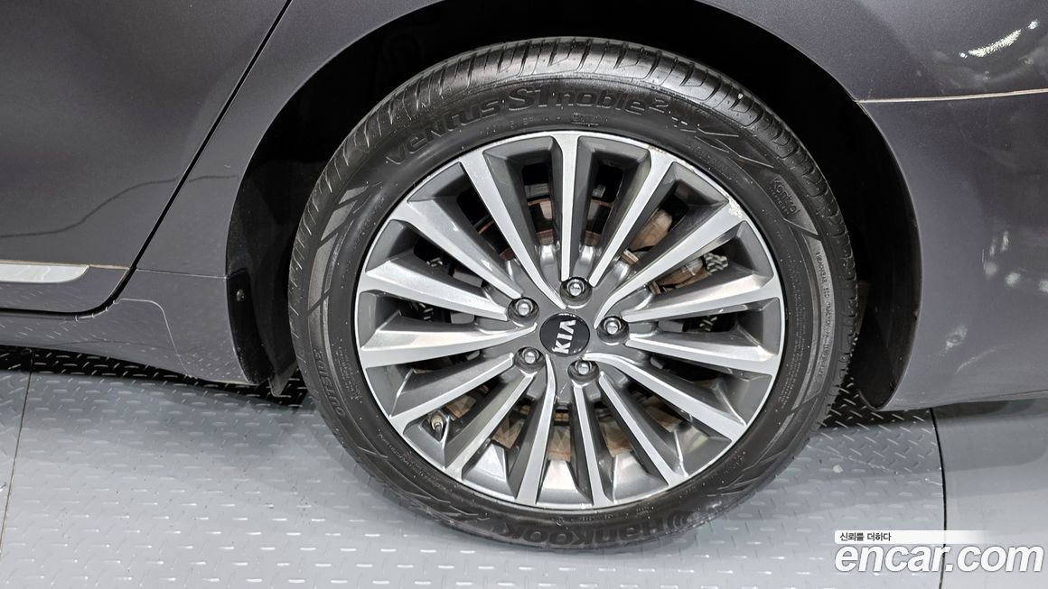 Kia K7 2017