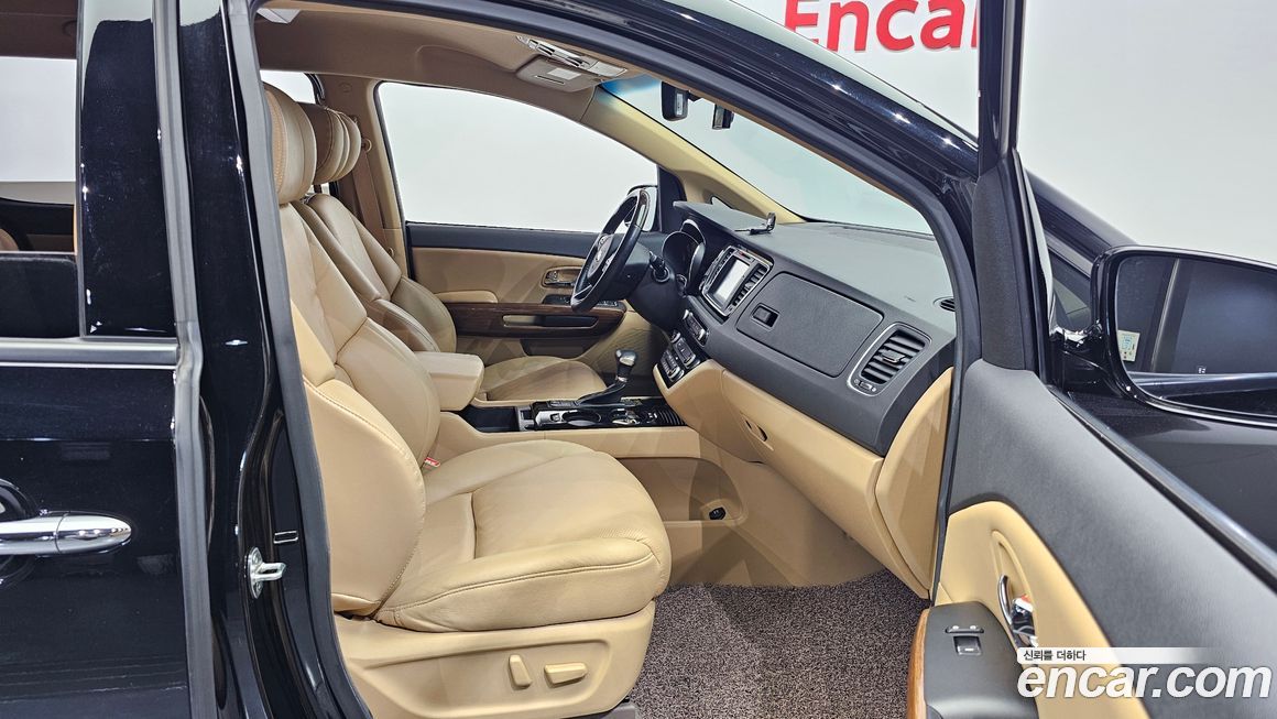 Kia Canival 2018
