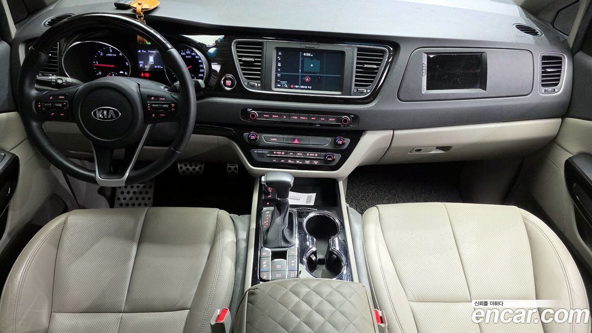 Kia Canival 2019