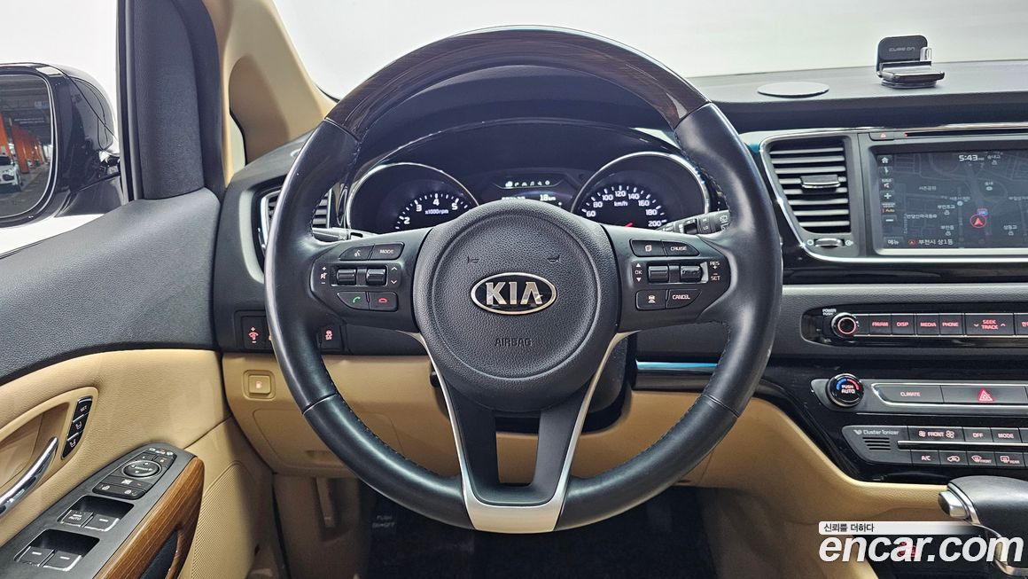 Kia Canival 2018