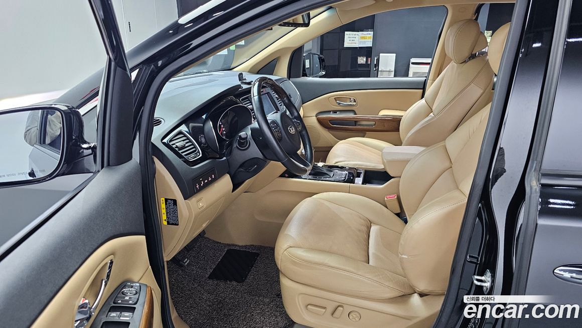 Kia Canival 2018