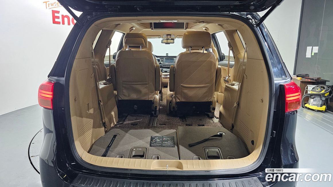 Kia Canival 2018