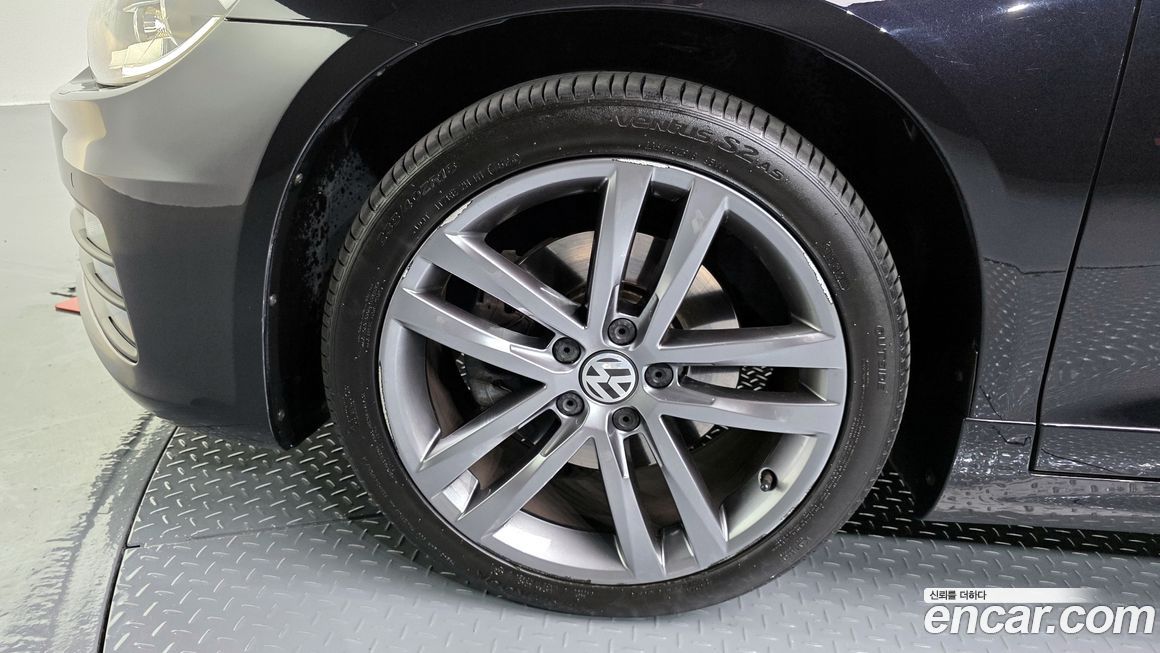 Volkswagen Scirocco 2015