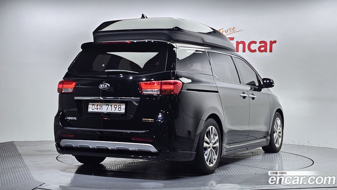 Kia Canival 2018