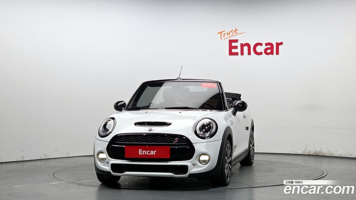 Mini Cooper Convertible 2018