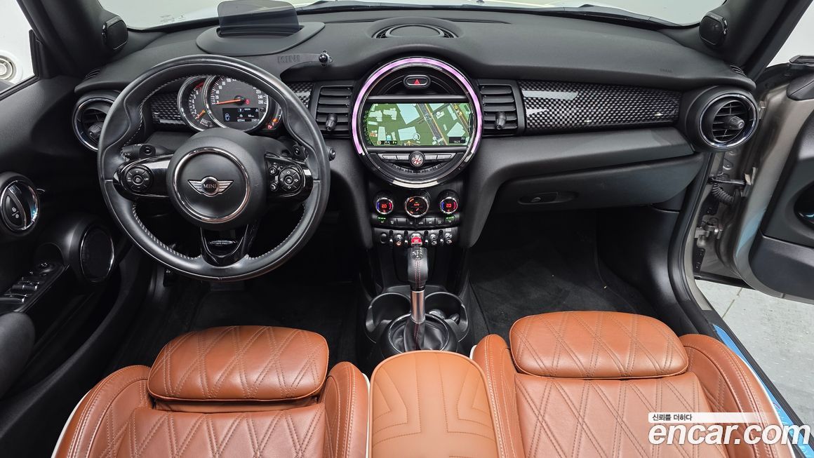 Mini Cooper Convertible 2018