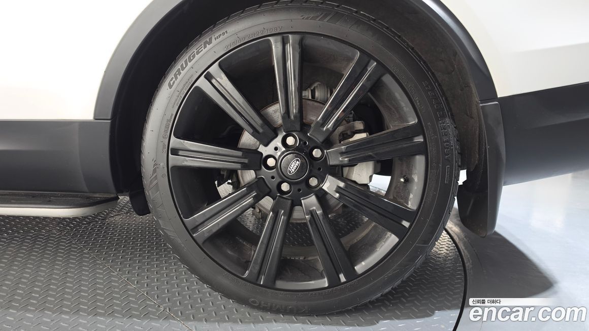 Land Rover Discovery 2018