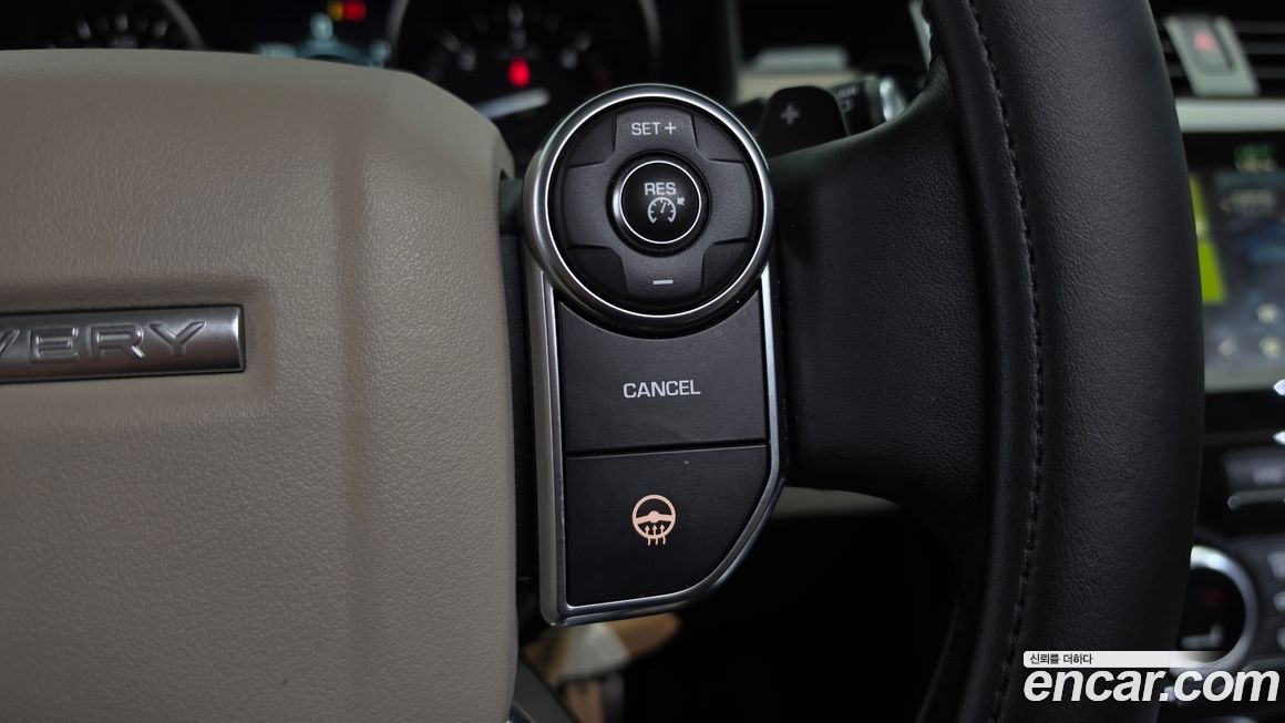 Land Rover Discovery 2018