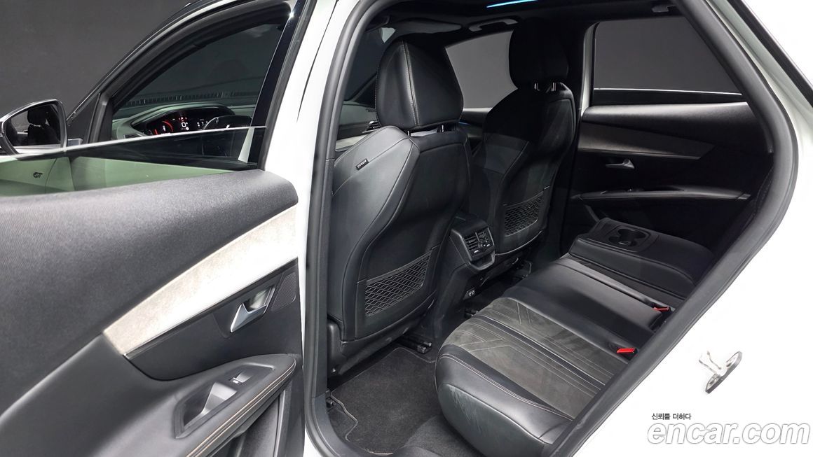 Peugeot 3008 2022