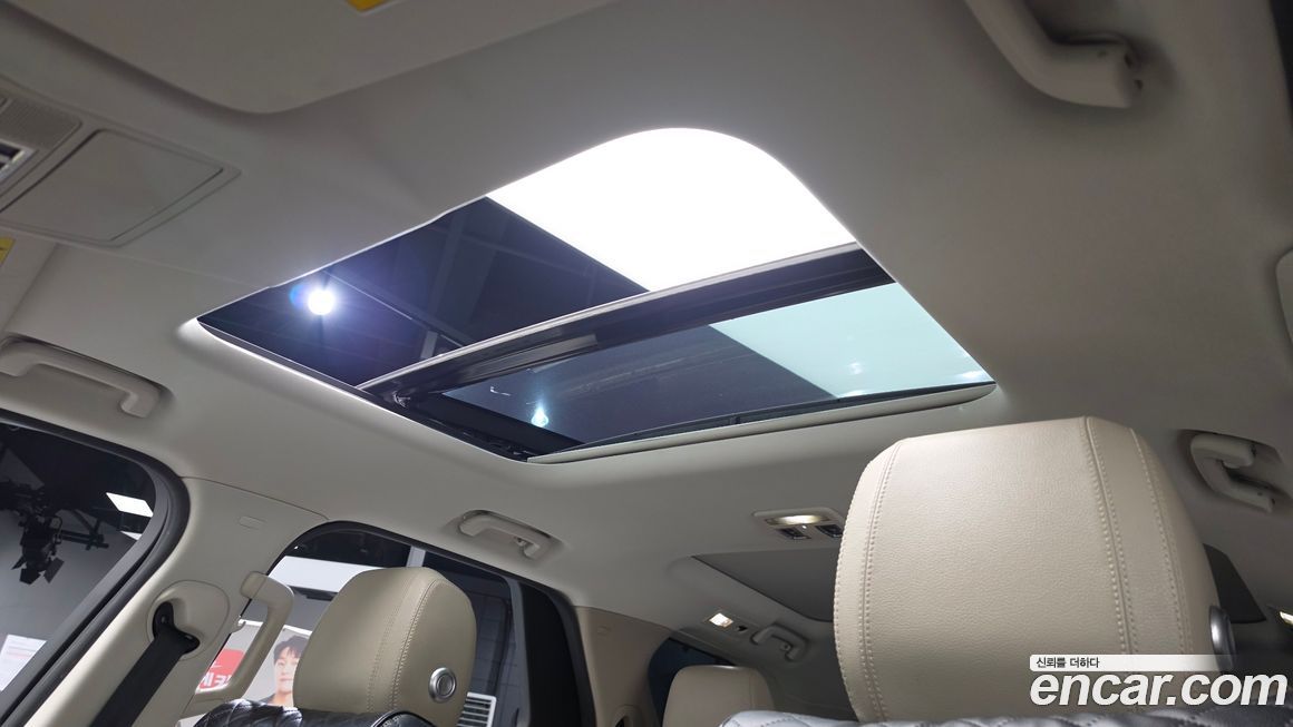 Land Rover Discovery 2018