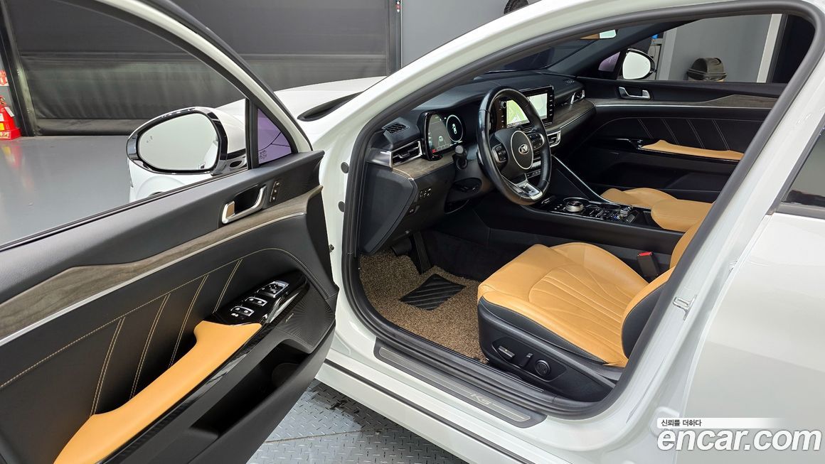 Kia K5 2021