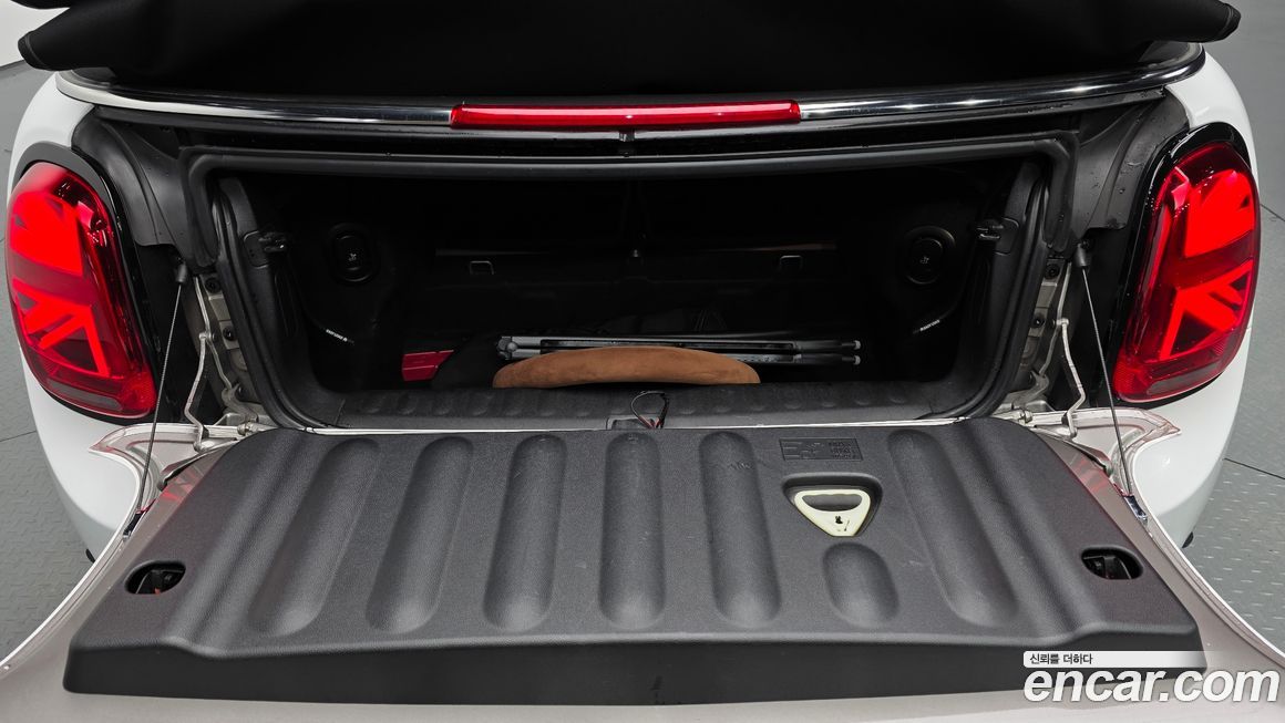 Mini Cooper Convertible 2018
