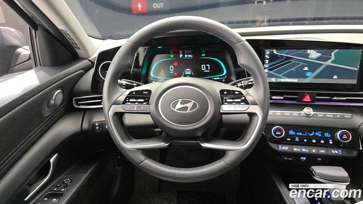Hyundai AVANTE 2024