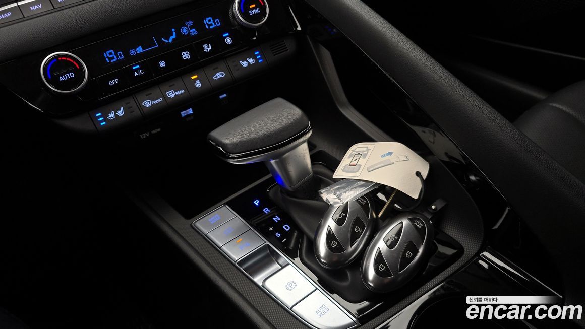 Hyundai AVANTE 2024