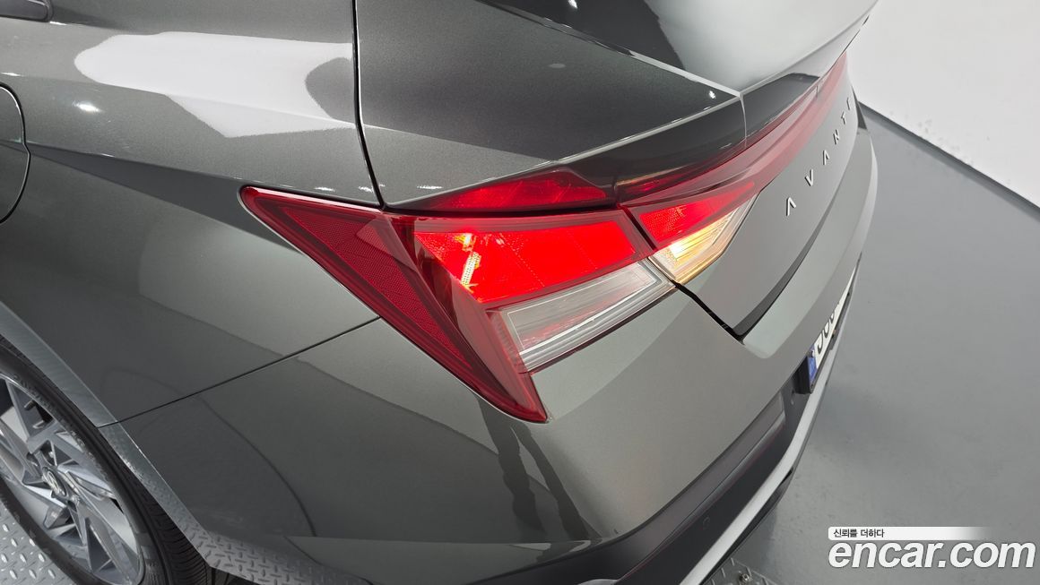 Hyundai AVANTE 2024