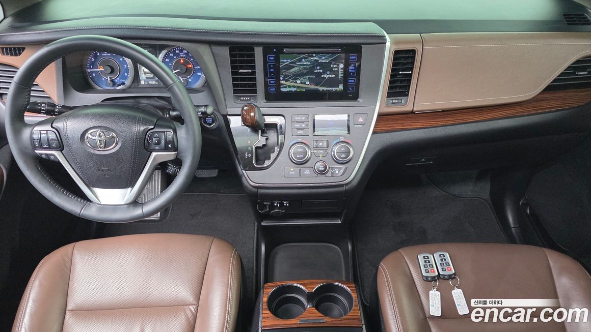 Toyota Sienna 2015