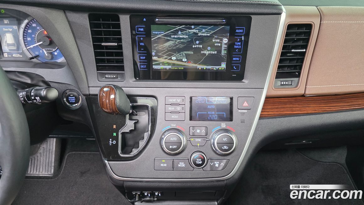 Toyota Sienna 2015