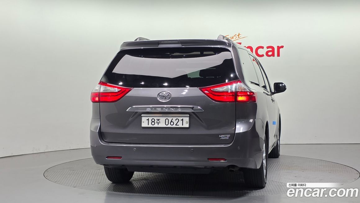 Toyota Sienna 2015