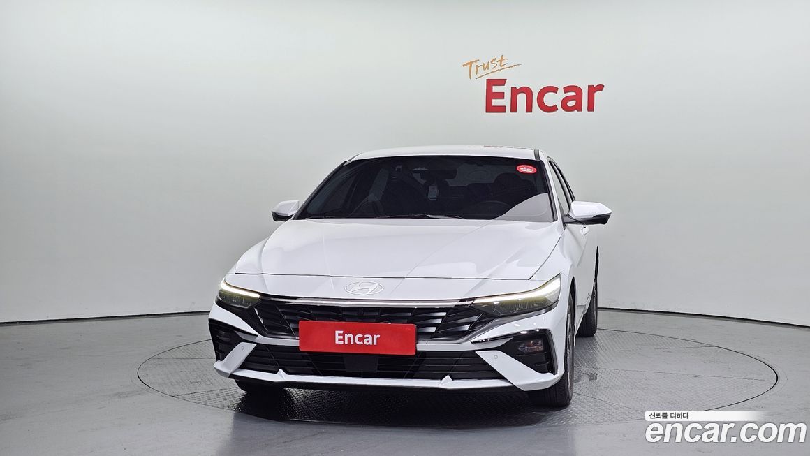 Hyundai AVANTE 2024