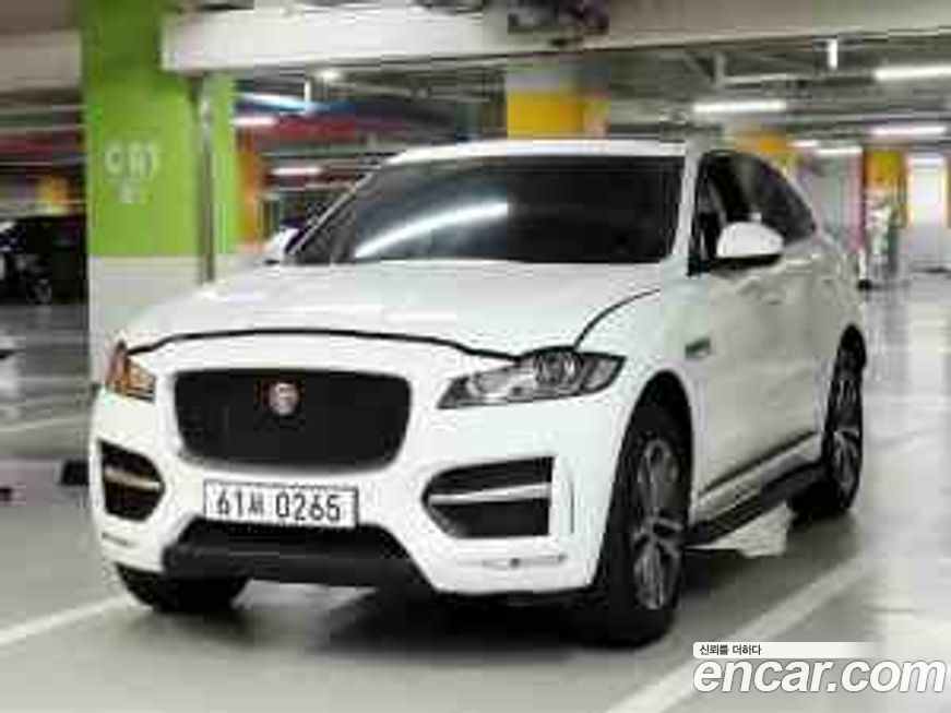 Jaguar F-PACE 2017