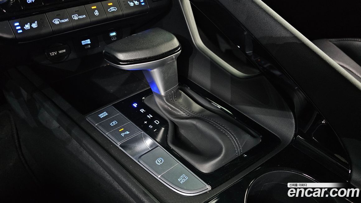 Hyundai AVANTE 2024