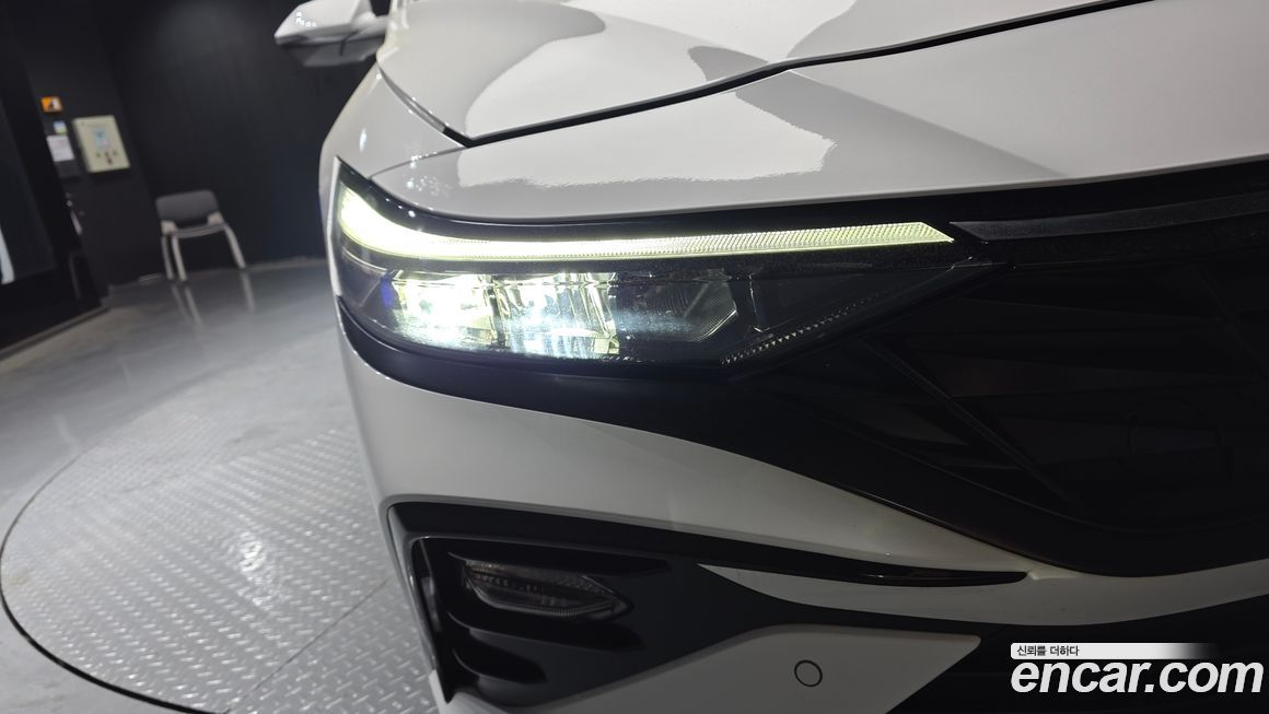 Hyundai AVANTE 2024