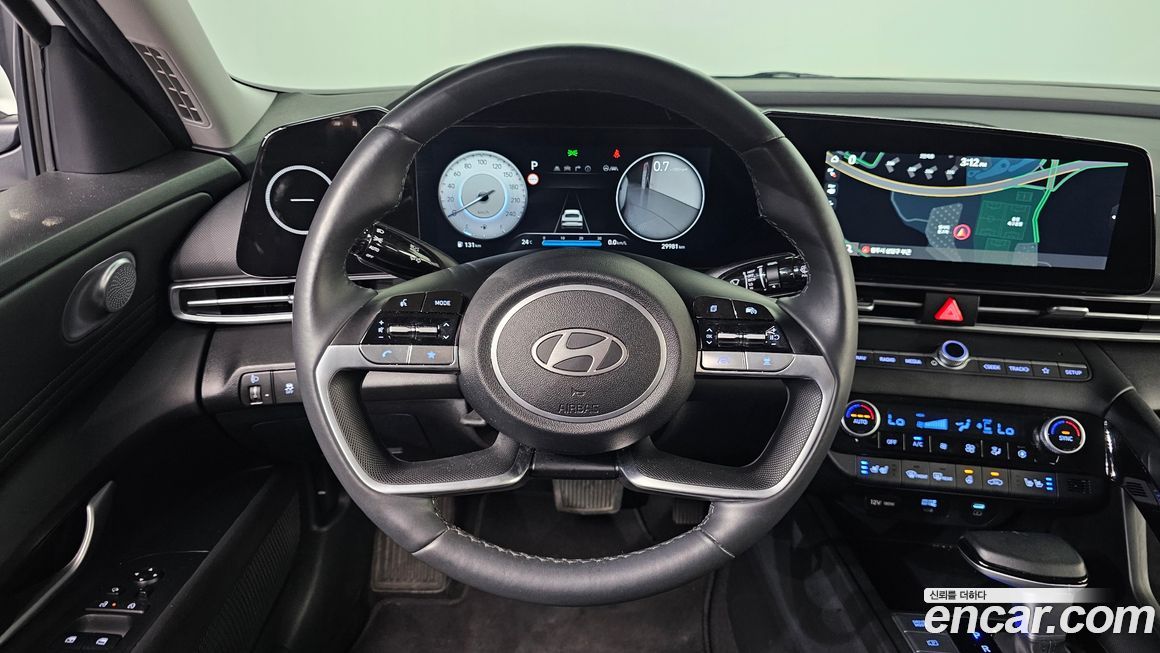 Hyundai AVANTE 2024