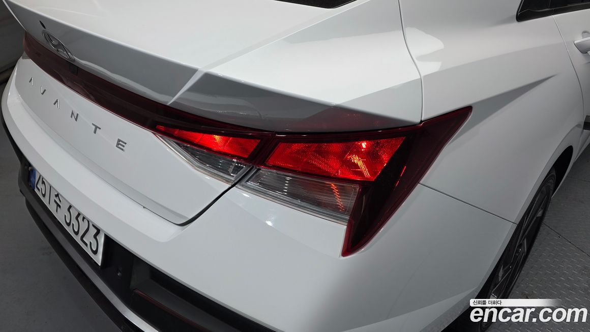 Hyundai AVANTE 2024
