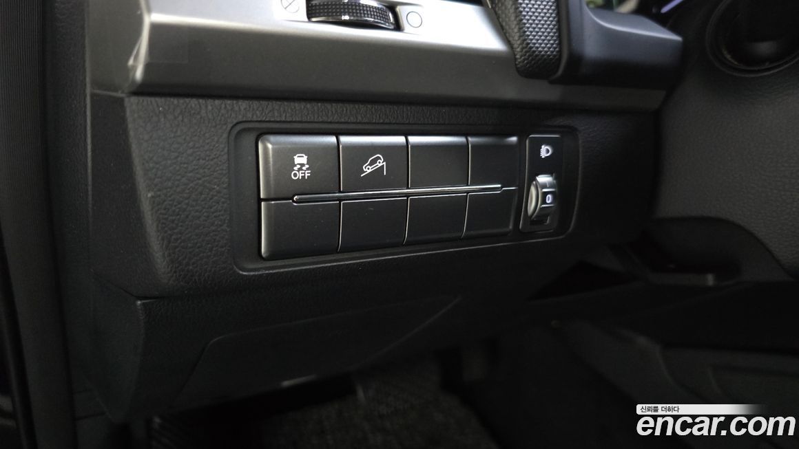 KG_Mobility_Ssangyong Rexton 2018