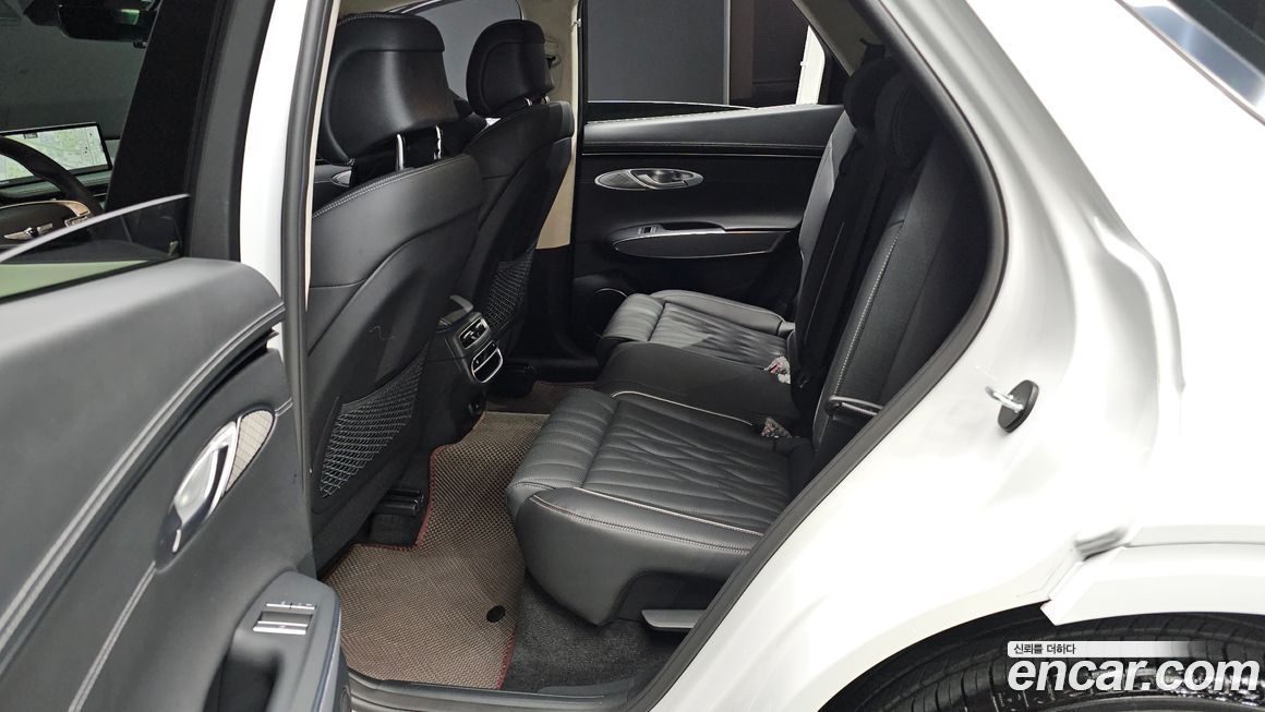 Genesis GV70 2023